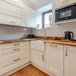 1 Bed In Oc-g32934 *