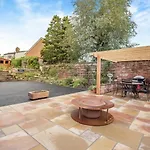 1 Bed In Oc-g32934 Дом отдыха